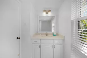 8204 Marina Villas Dr, Duck Key, FL 33050 - Photo 35