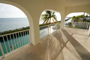 228 W Seaview Cir, Duck Key, FL 33050 - Photo 33