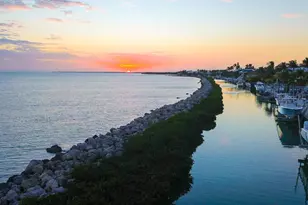 228 W Seaview Cir, Duck Key, FL 33050 - Photo 25