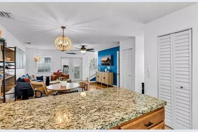 1075 Duval Street #R10, Key West, FL 33040 - Photo 9