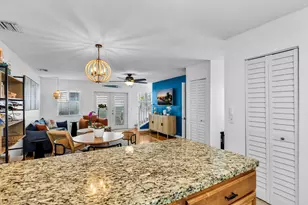 1075 Duval St, Key West, FL 33040 - Photo 9