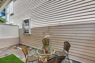 1075 Duval St, Key West, FL 33040 - Photo 17