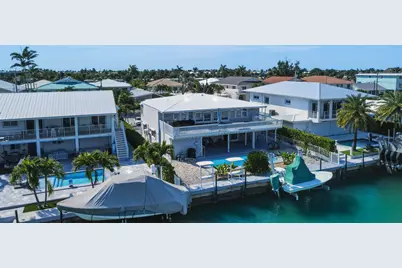 320 5th Street, Key Colony Beach, FL 33051 - Photo 3