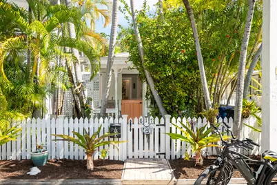 817 Pearl Street, Key West, FL 33040 - Photo 1