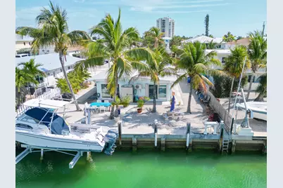 341 3rd Street, Key Colony Beach, FL 33051 - Photo 3