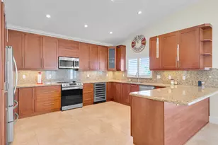 226 Normandy Dr, Upper Sugarloaf Key, FL 33070 - Photo 3