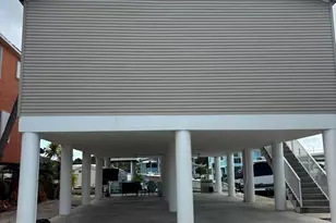 210 W 2nd Ct, Key Largo, FL 33037 - Photo 27