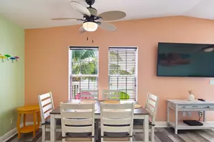 32 Beach Dr, Lower Sugarloaf Key, FL 33040 - Photo 11