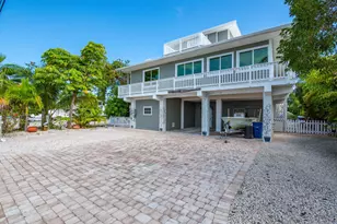 643 Indies Rd, Ramrod Key, FL 33042 - Photo 9