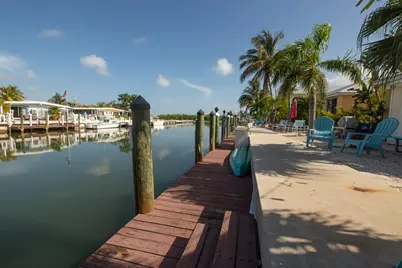 441 3rd Street, Key Colony Beach, FL 33051 - Photo 17