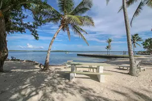 6 SE Marlin Ave, Key Largo, FL 33037 - Photo 43
