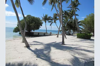 75131 Overseas Highway, Lower Matecumbe, FL 33036 - Photo 13