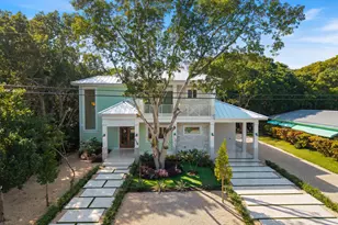 114 Royal Ln, Upper Sugarloaf Key, FL 33036 - Photo 1
