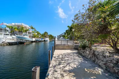 319 Woods Avenue, Upper Sugarloaf Key, FL 33070 - Photo 25