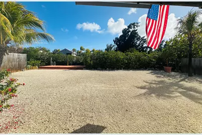 28452 Yucatan Lane, Little Torch Key, FL 33042 - Photo 3