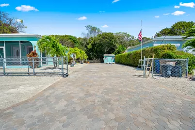 312 Ryan Avenue, Key Largo, FL 33037 - Photo 3