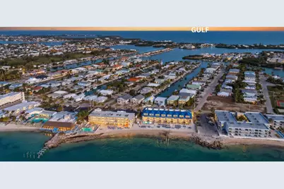 340-350 E Ocean Drive, Key Colony, FL 33051 - Photo 9
