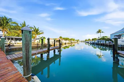 340-350 E Ocean Drive, Key Colony, FL 33051 - Photo 35