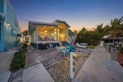 340-350 E Ocean Drive, Key Colony, FL 33051 - Photo 5