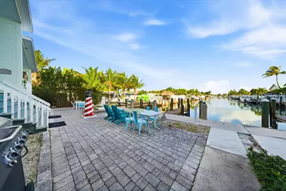 340-350 E Ocean Drive, Key Colony, FL 33051 - Photo 29