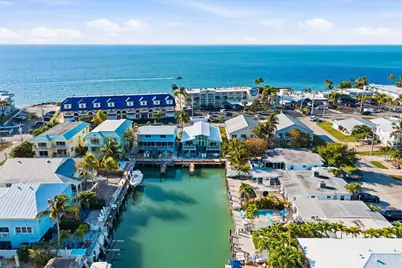 340-350 E Ocean Drive, Key Colony, FL 33051 - Photo 11