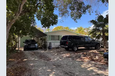 110 E Ridge Road, Plantation Key, FL 33036 - Photo 1