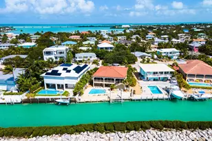 250 W Seaview Cir, Duck Key, FL 33050 - Photo 23