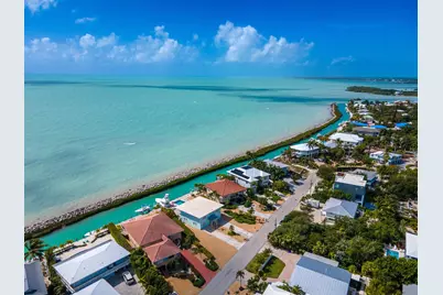 250 W Seaview Circle, Duck Key, FL 33050 - Photo 1