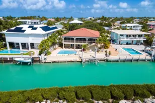 250 W Seaview Cir, Duck Key, FL 33050 - Photo 3
