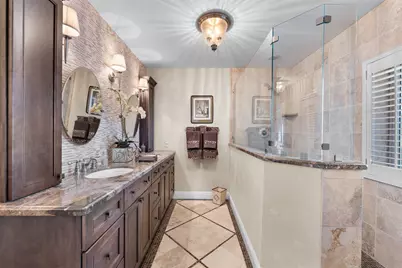 250 W Seaview Circle, Duck Key, FL 33050 - Photo 15