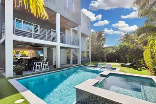 255 W Seaview Cir, Duck Key, FL 33050 - Photo 35