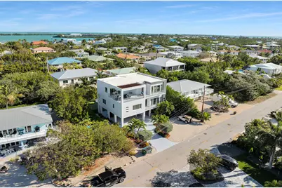 255 W Seaview Circle, Duck Key, FL 33050 - Photo 51
