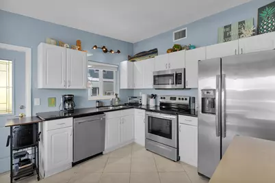 200 Plantation Drive, Plantation Key, FL 33070 - Photo 17