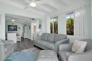 70 7th St, Key Colony, FL 33051 - Photo 11