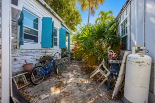 209 Olivia St, Key West, FL 33040 - Photo 21
