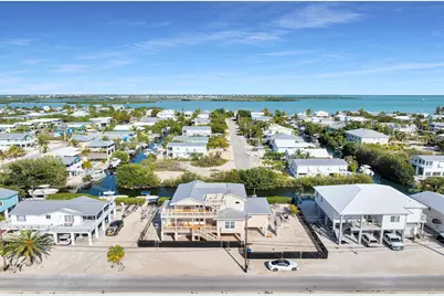 333 Indies Road, Ramrod Key, FL 33042 - Photo 5
