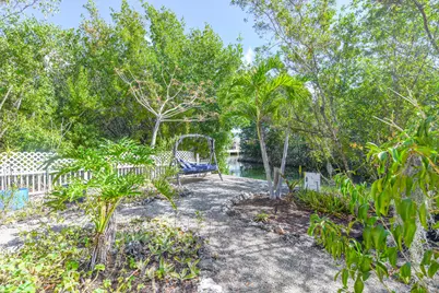 1719 Narcissus Avenue, Big Pine Key, FL 33043 - Photo 23