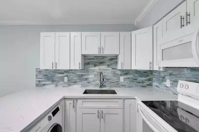 300 Duck Key Drive #9, Duck Key, FL 33050 - Photo 5