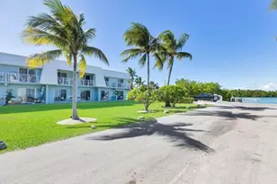 300 Duck Key Dr, Duck Key, FL 33050 - Photo 19