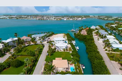 220 15th Circle, Key Colony, FL 33051 - Photo 43