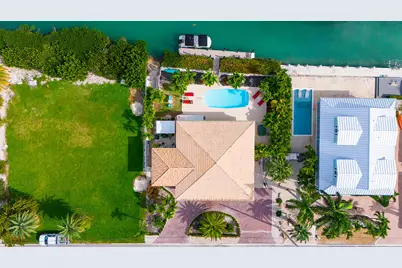 220 15th Circle, Key Colony, FL 33051 - Photo 39