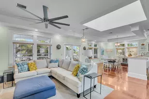 16843 E Point Dr, Sugarloaf Key, FL 33042 - Photo 15