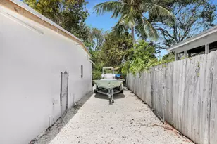 10 Dolphin Rd, Key Largo, FL 33037 - Photo 45