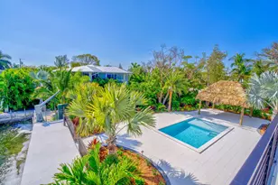 17210 Angelfish Ln, Sugarloaf Key, FL 33042 - Photo 21