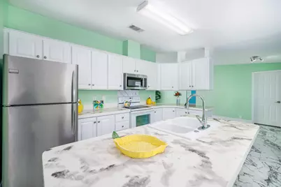 31011 Avenue C, Big Pine Key, FL 33043 - Photo 17