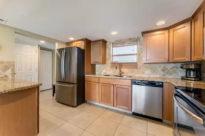 200 Wrenn Street #APT 510, Plantation Key, FL 33070 - Photo 11