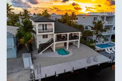 937 Gulf Drive, Summerland Key, FL 33042 - Photo 1