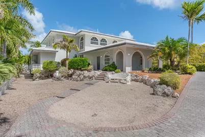152 N Indies Drive, Duck Key, FL 33050 - Photo 9