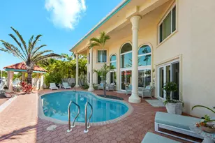431 12th St, Key Colony, FL 33051 - Photo 5