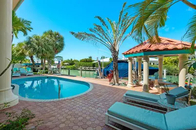 431 12th Street, Key Colony, FL 33051 - Photo 7